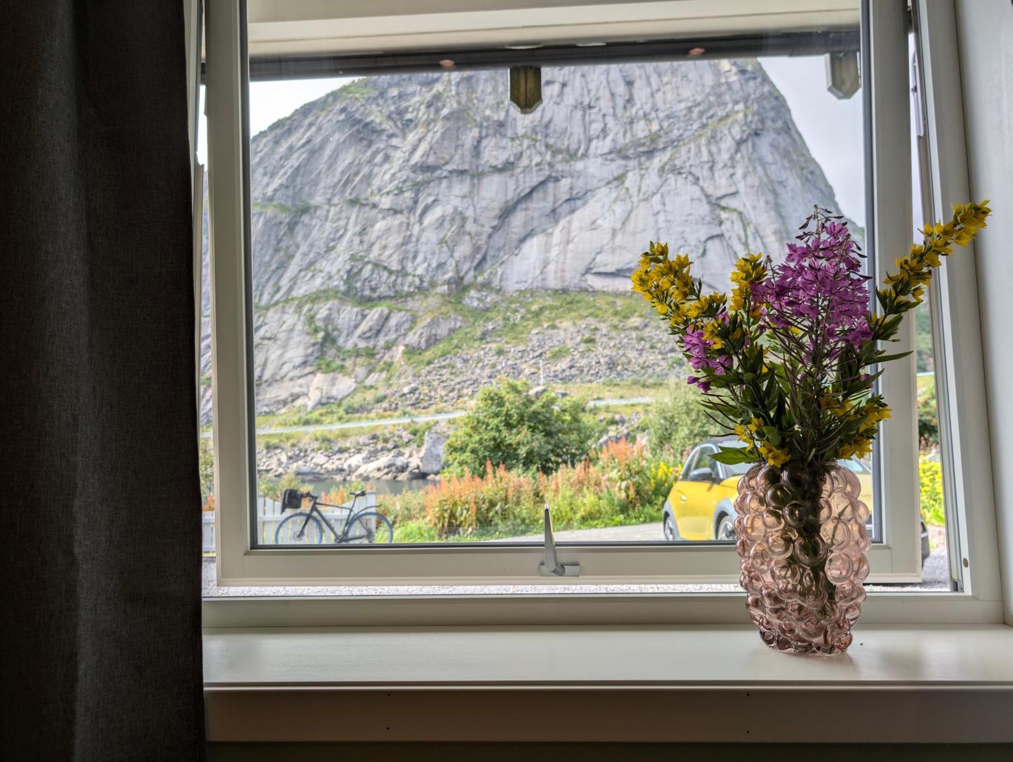 Reinebringen View Apartment Exterior photo
